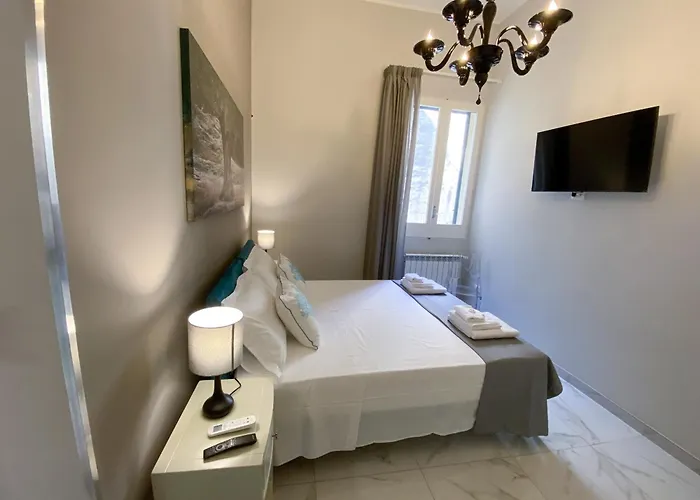 לינה וארוחת בוקר La Fitolacca 3*