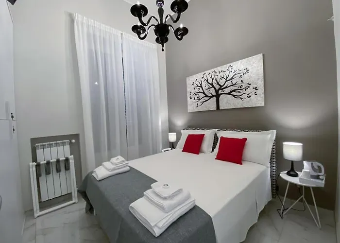 La Fitolacca לצ'ה