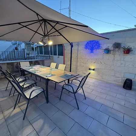 La Fitolacca Bed and Breakfast Λέτσε